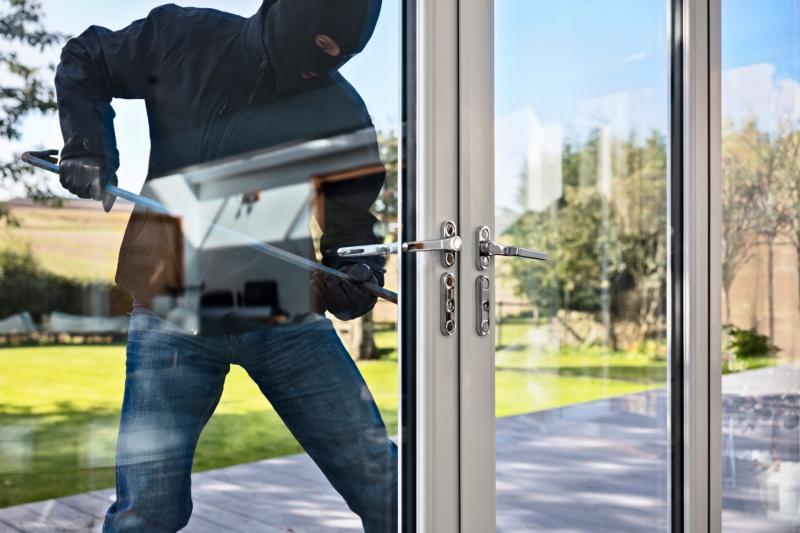 Top tips to reduce the risk of being a victim of burglary this Christmas
