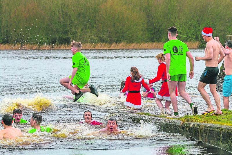 Christmas Day Swim in Carrick-on-Shannon - please support