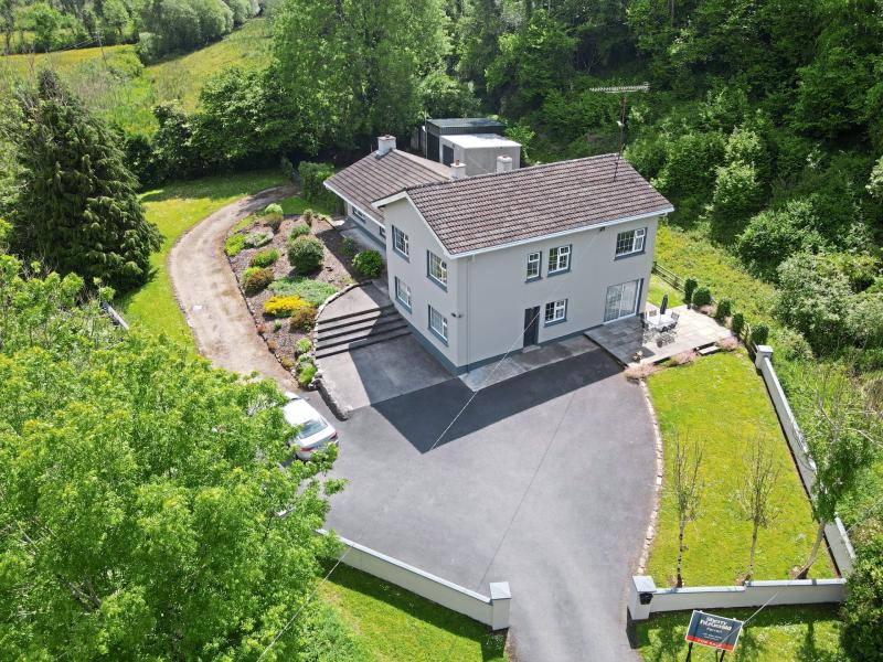Pictures  Gallery:  Four bedroom home with 3 bedroom annexe for sale in Leitrim