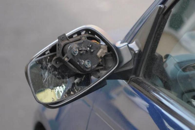 Driver "took the mirror off car" outside Drumeela National School