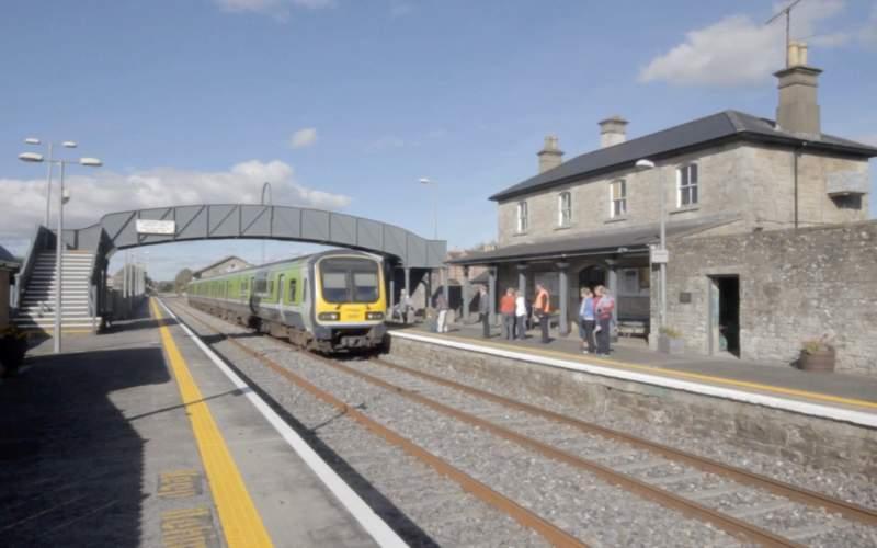 Crossing the Shannon on train promoted to UK tourists