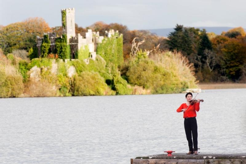 A virtuoso violinist inspired by Lough Key Forest at The Dock