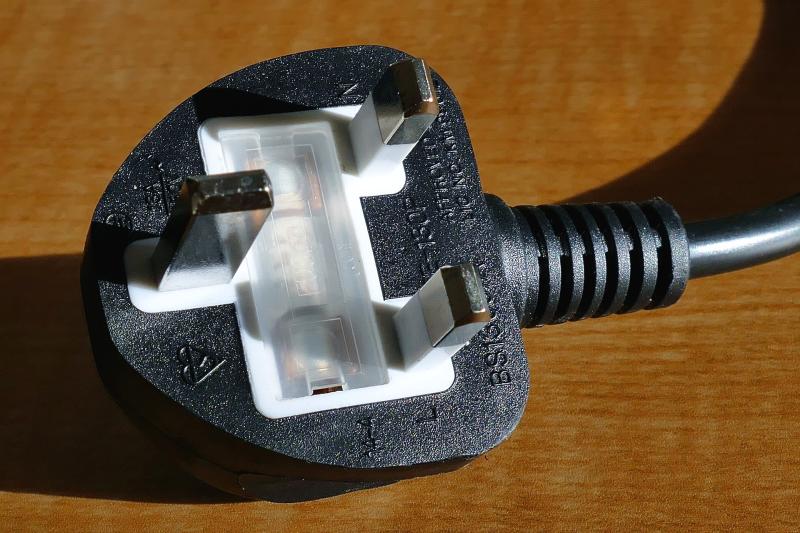 Fat freezing device recalled from shops in Ireland due to risk of electric shock