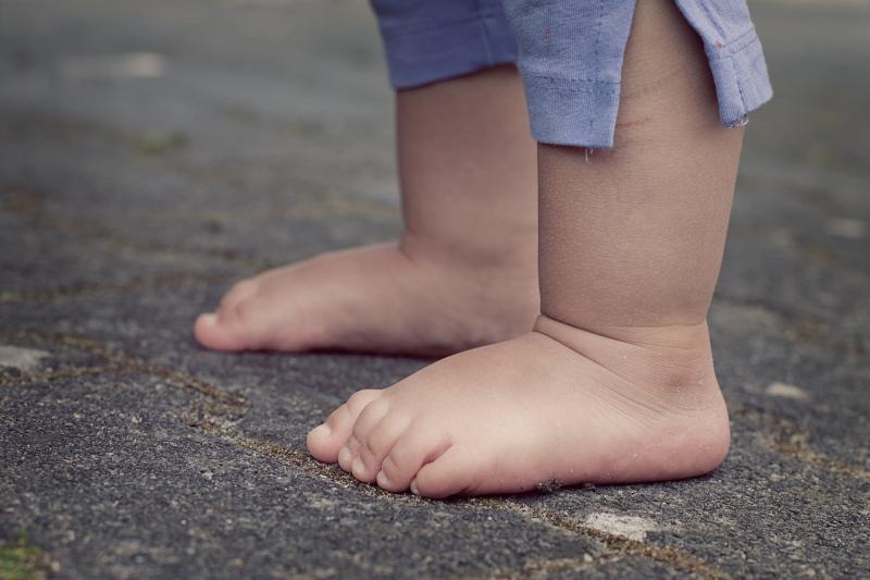 Two-year old girl found abandoned at 5am on Letterkenny roadside
