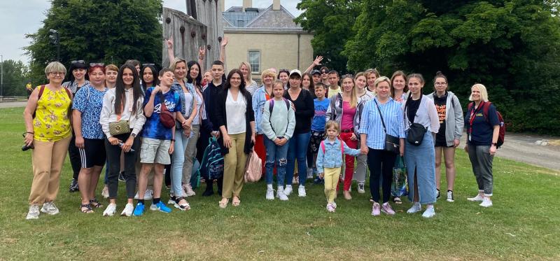 Over 150 Ukrainian refugees visit Irish art museum as part of integration trip