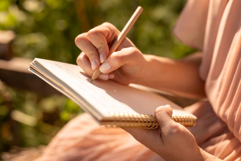 Hanna Greally Literary Awards 2023 Now Accepting Entries