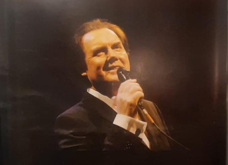 Red Hurley in concert at The Glens Centre 