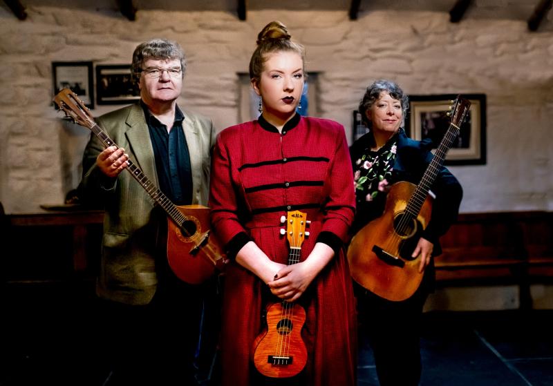 Folk-Awards nominated trio Greenshine returns to Manorhamilton