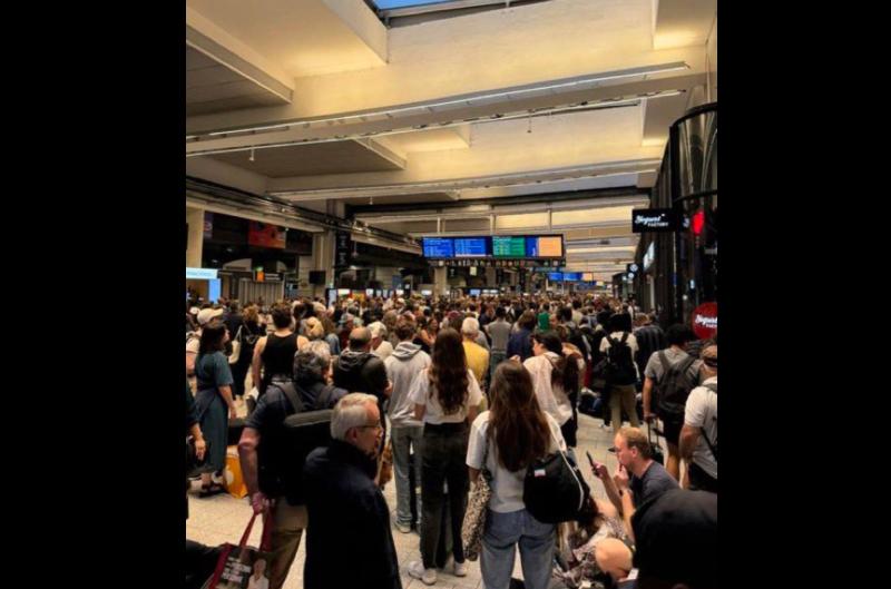  'Massive attack&rsquo;: Irish tourists face chaos after French railway paralysed ahead of Paris Olympics opening ceremony