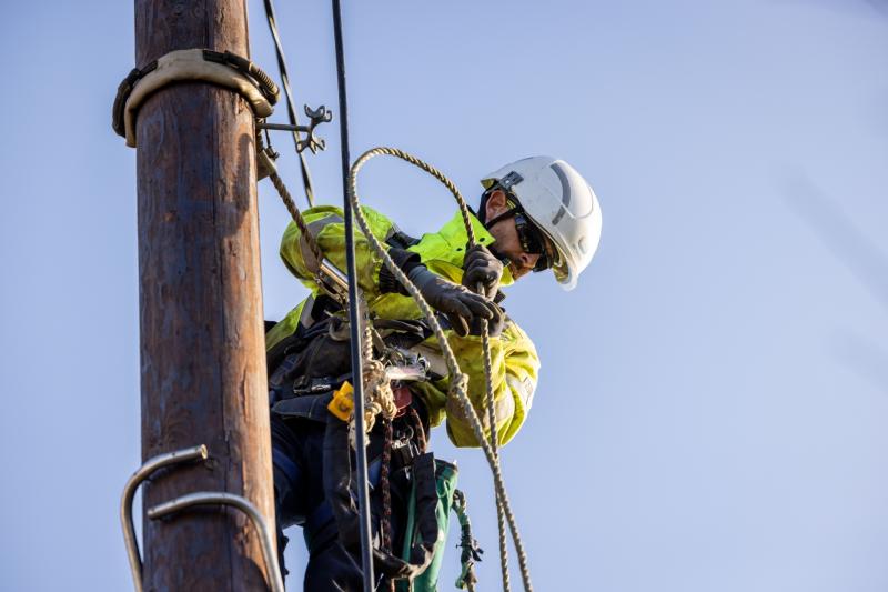 LATEST: 'Unprecedented' numbers without power amid 'damaging and destructive' Storm &Eacute;owyn