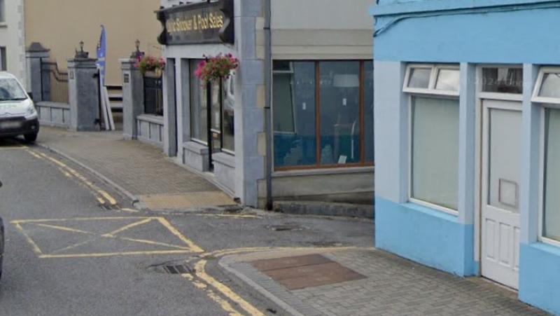 Bollards to be trialled at busy junction in Leitrim amid safety concerns