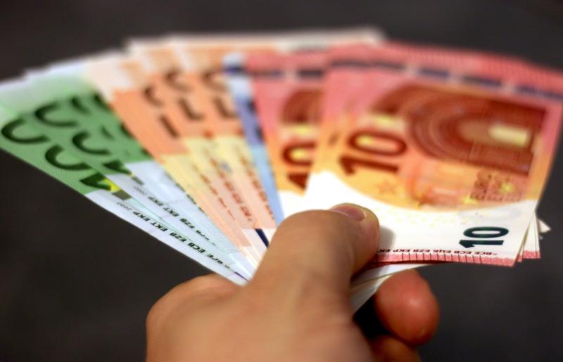 Leitrim businesses seek rebates after power outages