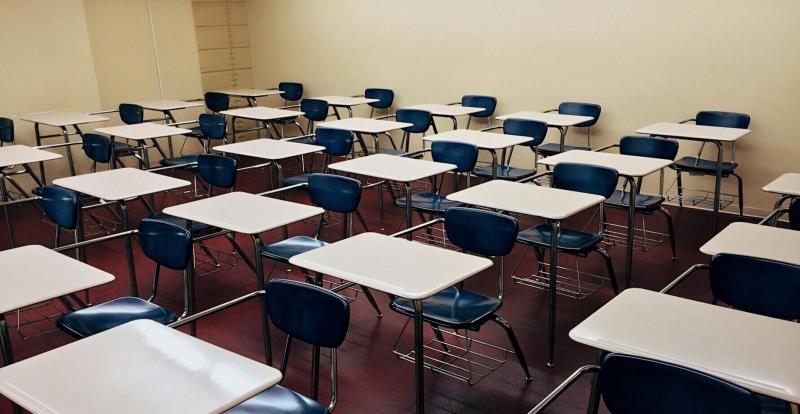 Leitrim principal backs calls for nicotine pouch ban
