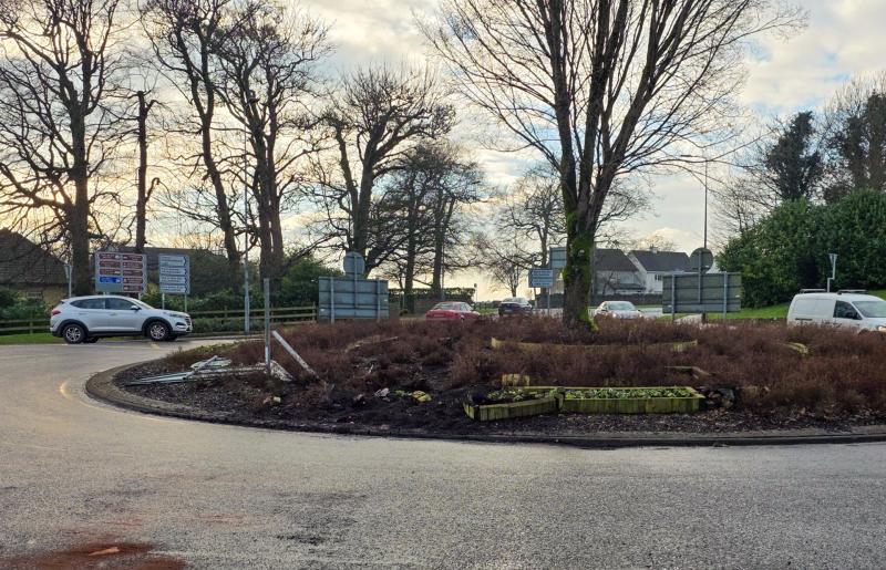 Late night Leitrim crash causes damage to roundabout