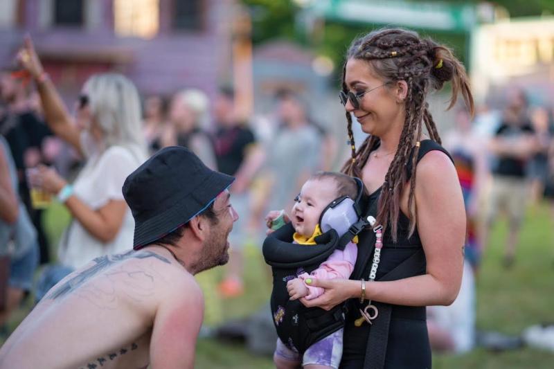 Cystic Fibrosis Ireland calls Leitrim people to support on 65 Roses Day