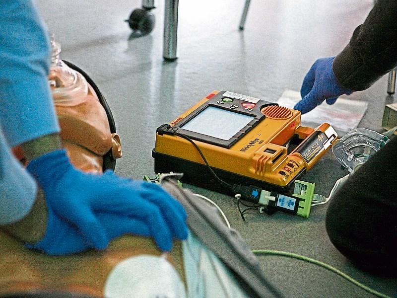 Life saving defibrillator