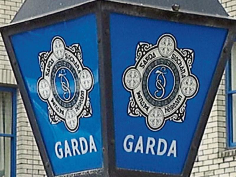 Three gold chains stolen during antique fair in Nenagh