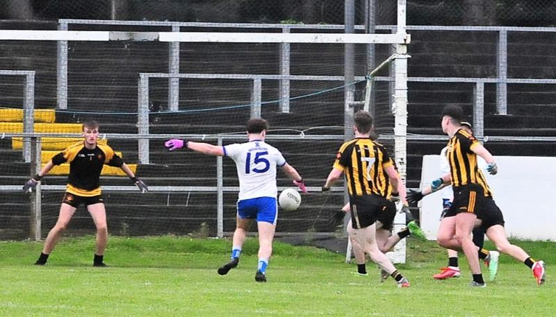 St Mary's edge past Mac Diarmada Gaels again after thriller