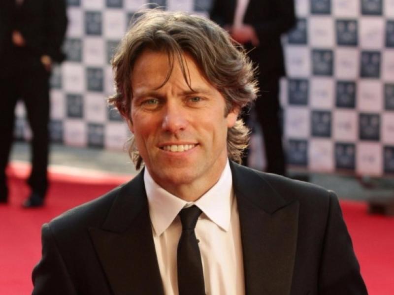 Standing ovation for John Bishop in Carrick-on-Shannon