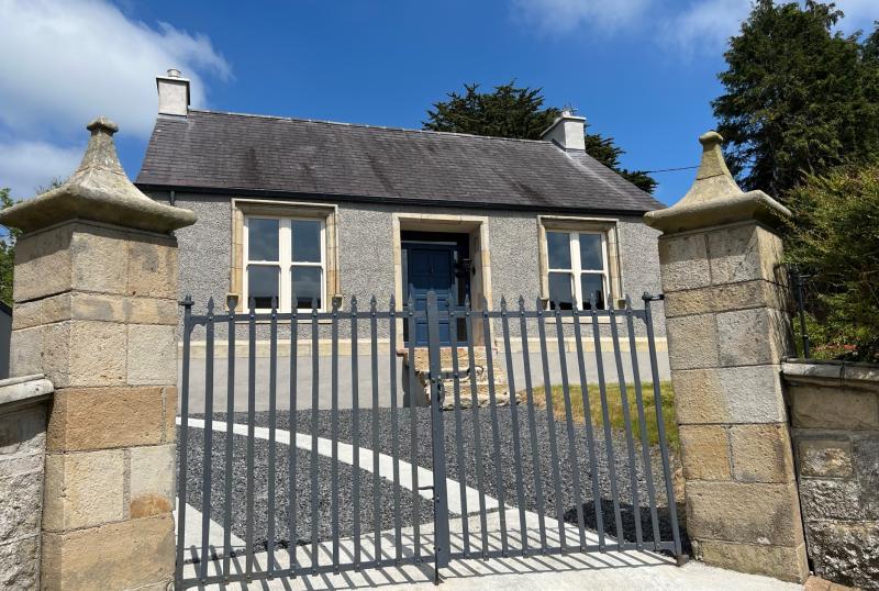 Period style 3 bedroom dormer property in Carrigallen