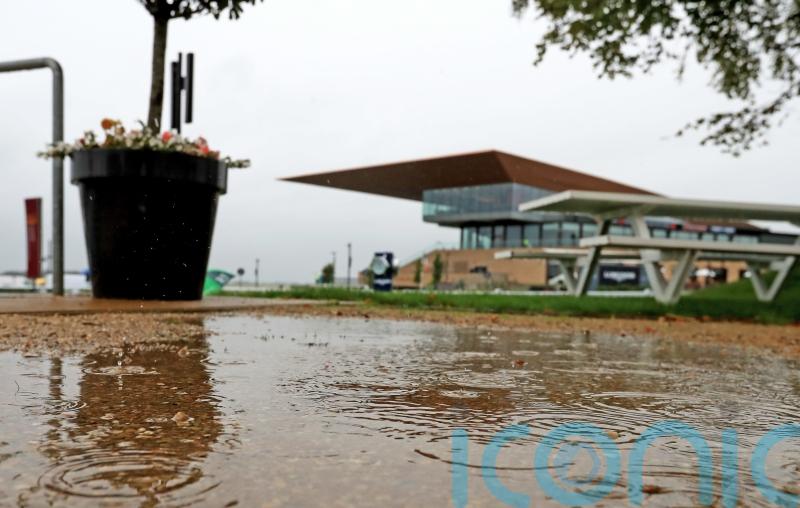 Curragh forced to abandon Sunday’s racing action