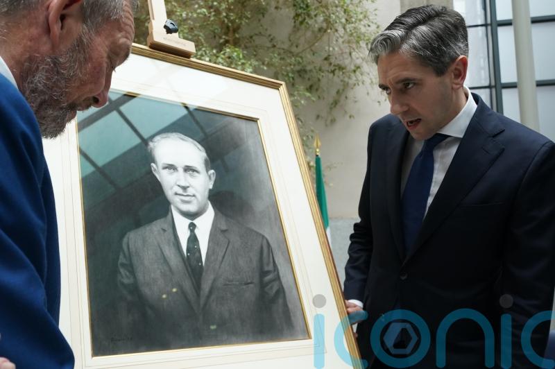 Harris criticises ‘toxic public discourse’ at Billy Fox portrait event