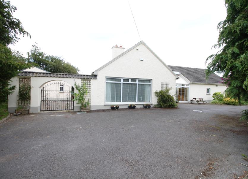 Once in a lifetime property available in CarrickonShannon Leitrim